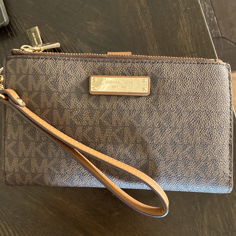 Michael Kors Women’s Wallet